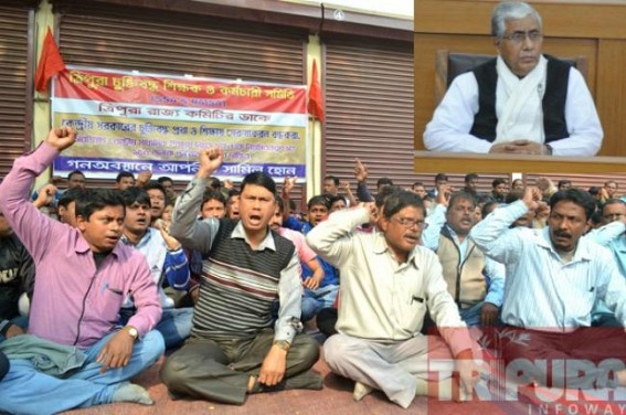 Unemployment & Job-insecurity hits Manik's 'Golden Era': SSA, RMSA teachers staged mass demonstration